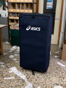 divisorio a croce su misura per scatole, astucci, valigie, organizer, valigia in nylon artigianale - made in italy - Emilio Scolari - Asics - laboratorio artigiano 